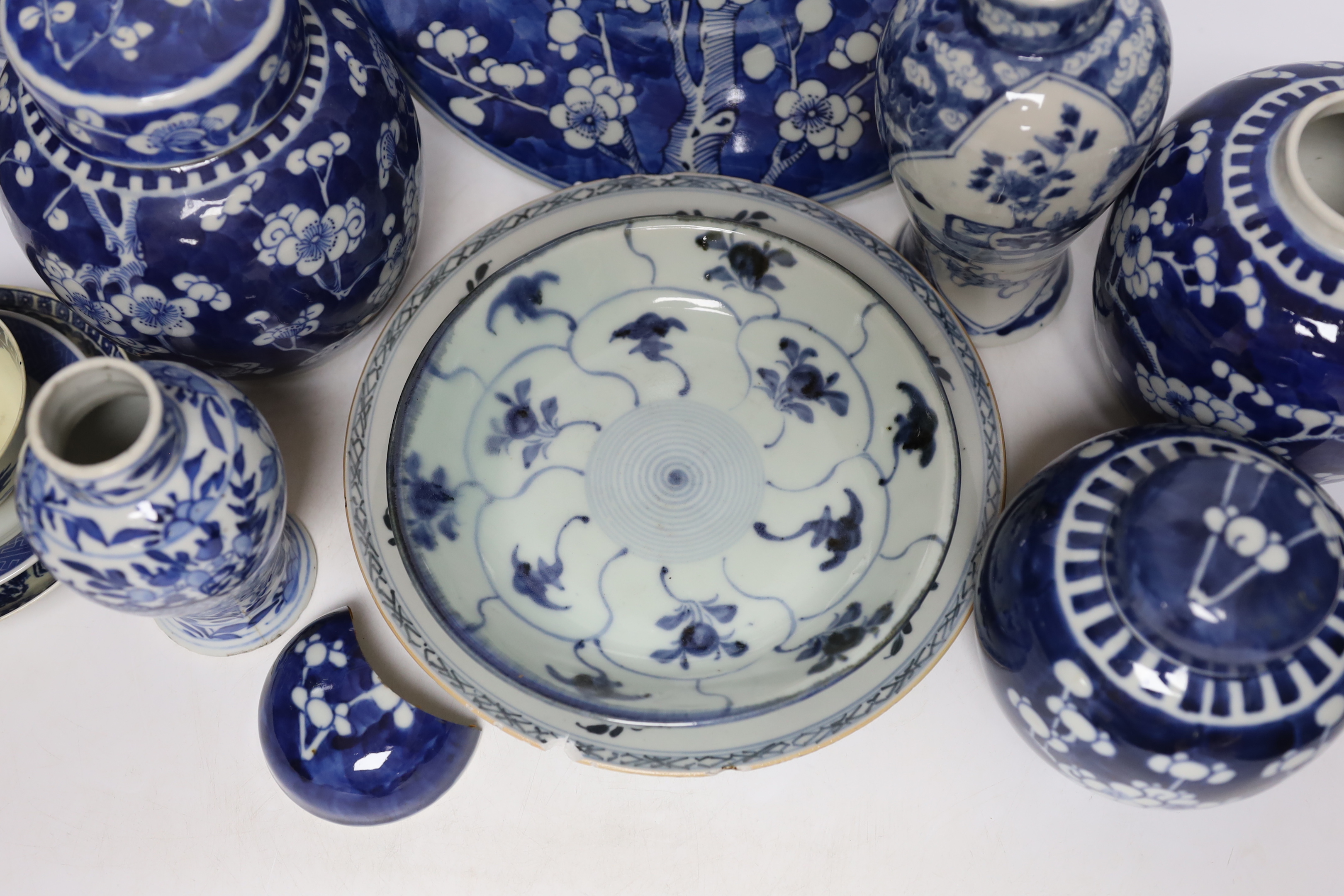 An 18th century Chinese export blue and white dish together with other various Chinese blue and white ceramics and a Worcester teabowl and saucer (13)